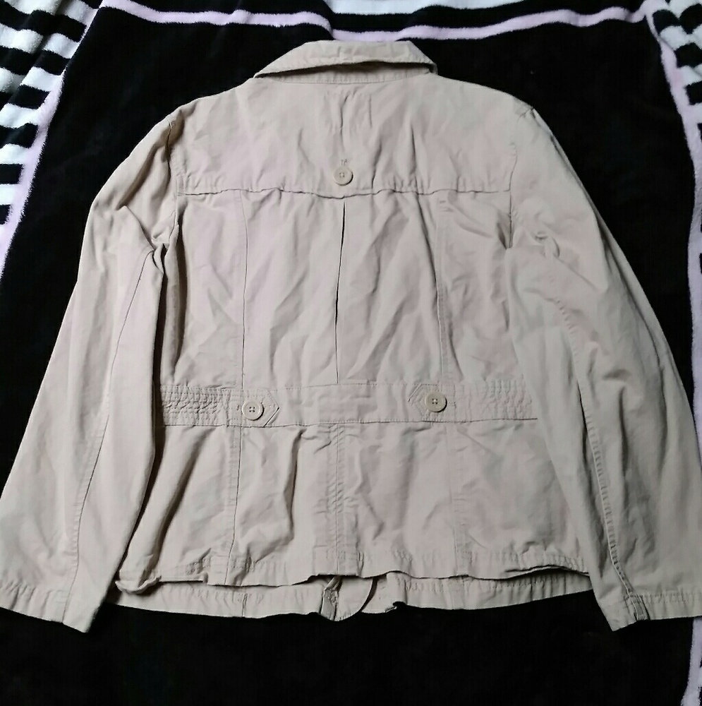 NorthCrest Jacket - Picture 2 of 3